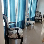Pksc Surf House Peniche
