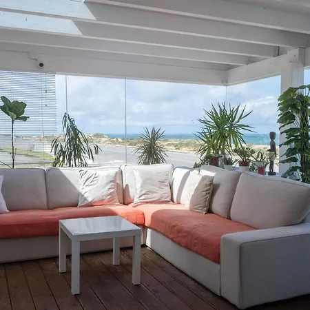 Pksc Surf House Peniche