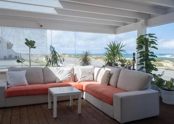 Pksc Surf House Peniche