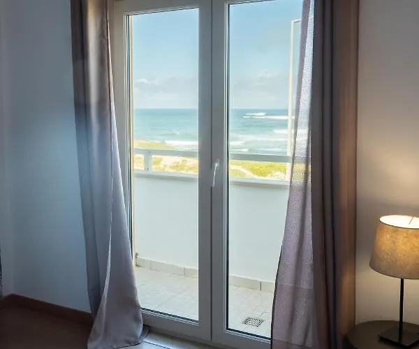 Pksc Surf House Guest house Peniche